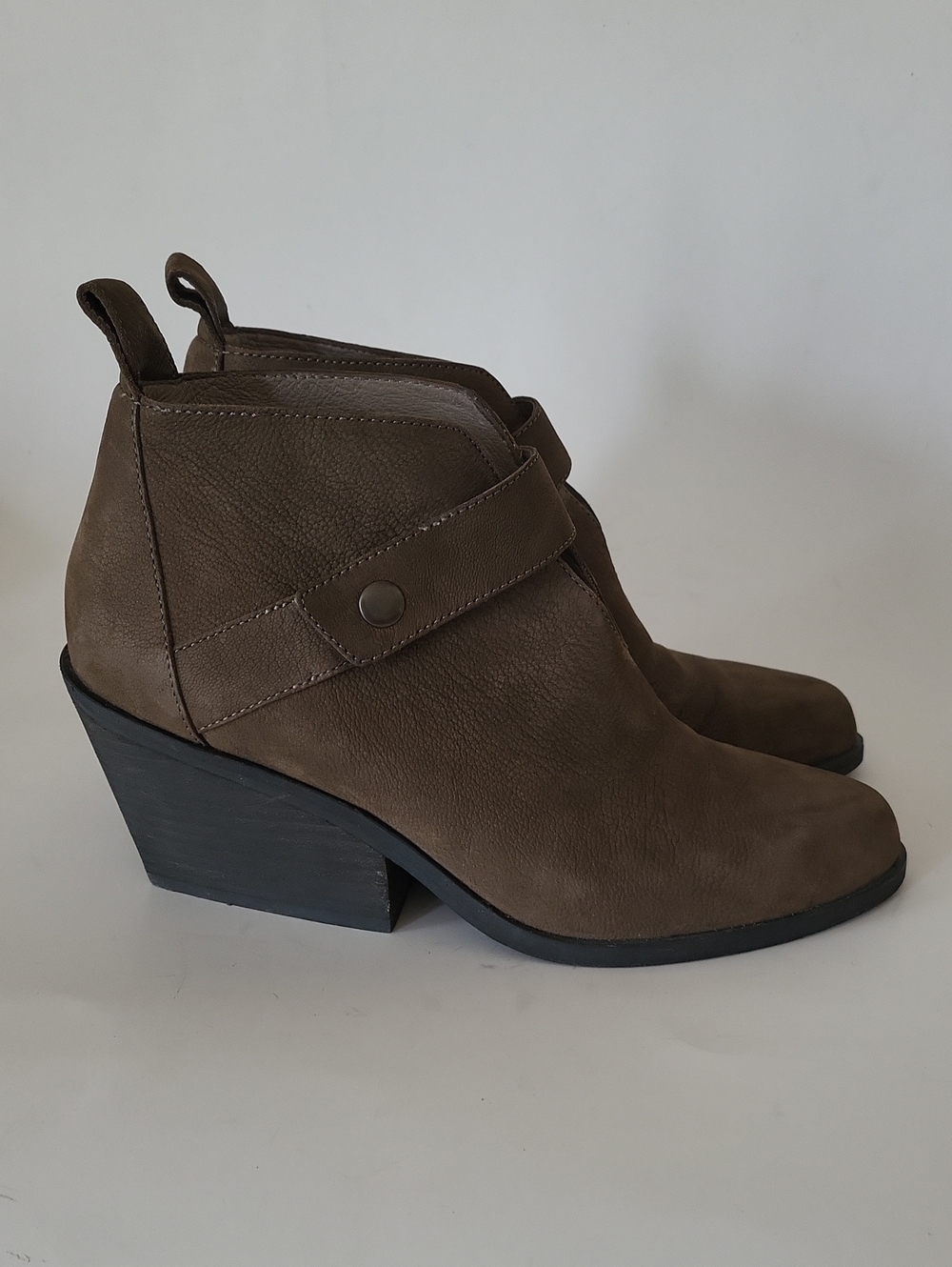 Eileen Fisher Boots Womens 7 Taupe Ankle Booties Cut Out Wedge Block Heel
